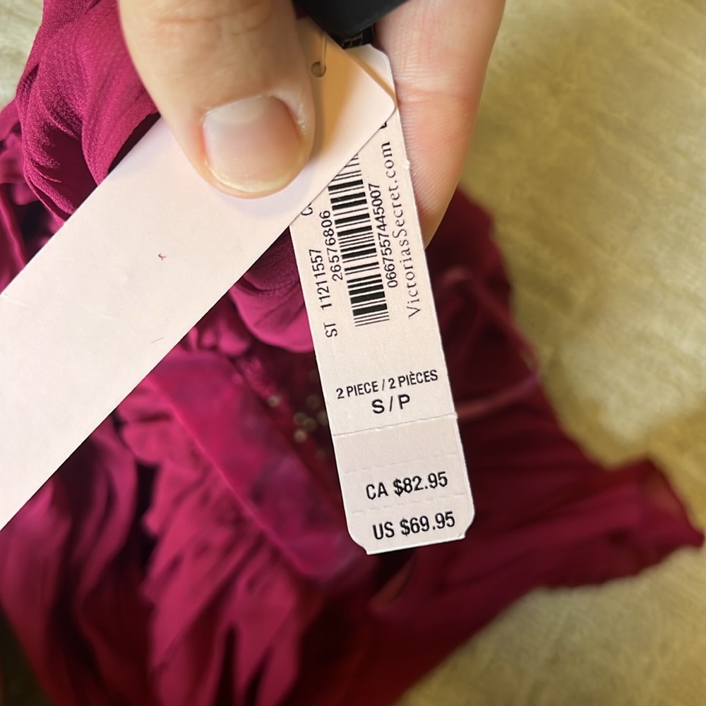 NWT Victorias Secret Cami & Thong Set - Picture 6 of 6